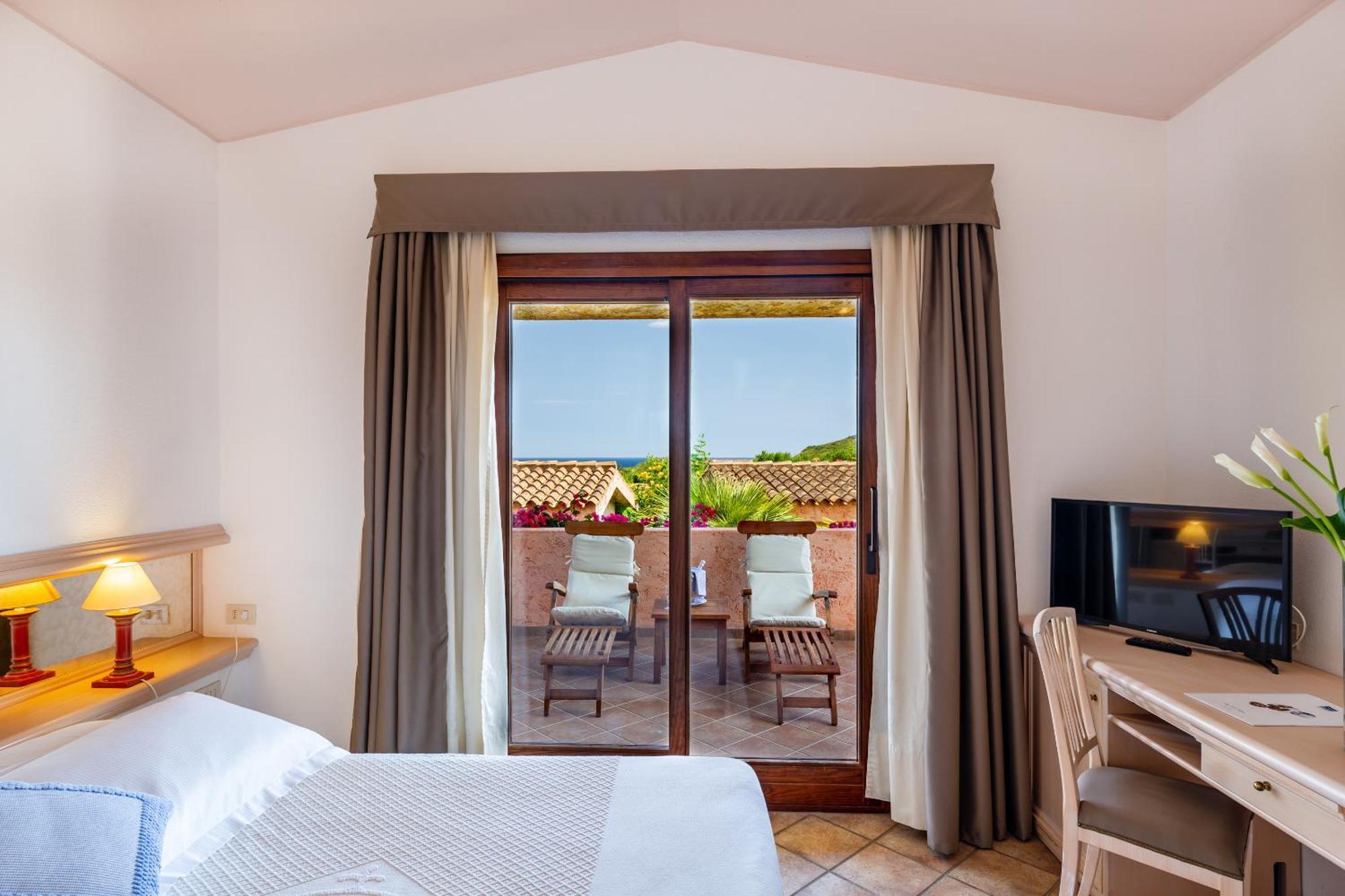 Sant'elmo Hotel 4*